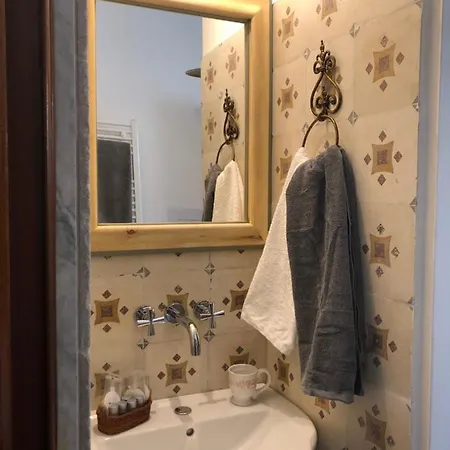 Casa 28 *