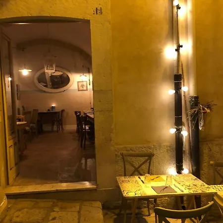 Casa 28 住宿加早餐酒店 卡诺萨-迪普利亚