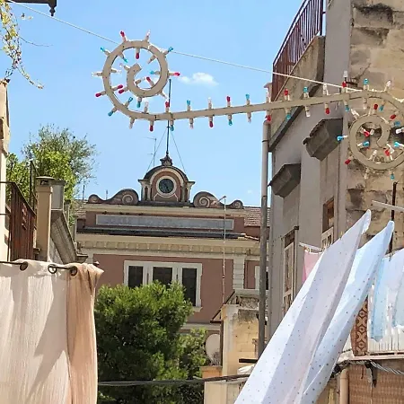 Casa 28 *