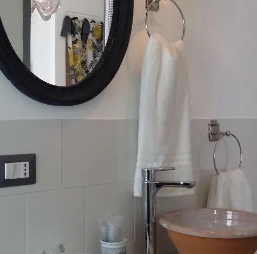 Casa 28 Bed & Breakfast 4*